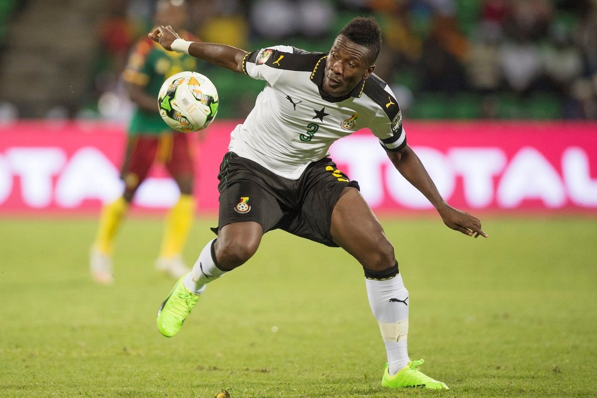 Cau thu giau nhat the gioi anh 6