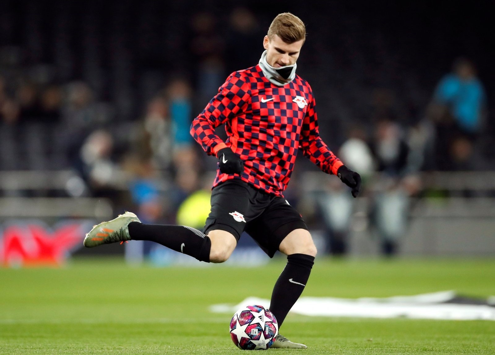 Chelsea mua Kai Havertz anh 1