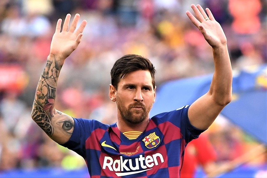 Eto'o: 'Messi phai choi bong den nam 70 tuoi' hinh anh