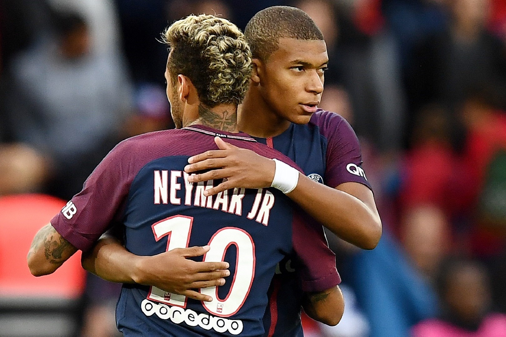 Neymar ve Barca anh 1