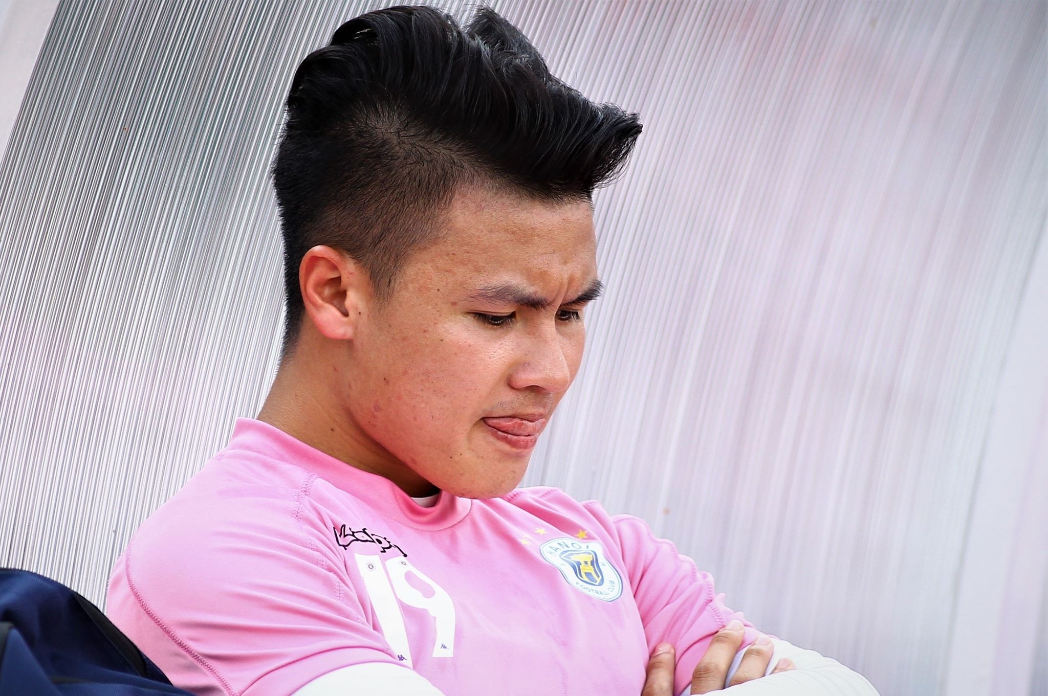 Quang Hai bi hack Facebook, lo tin nhan rieng tu hinh anh