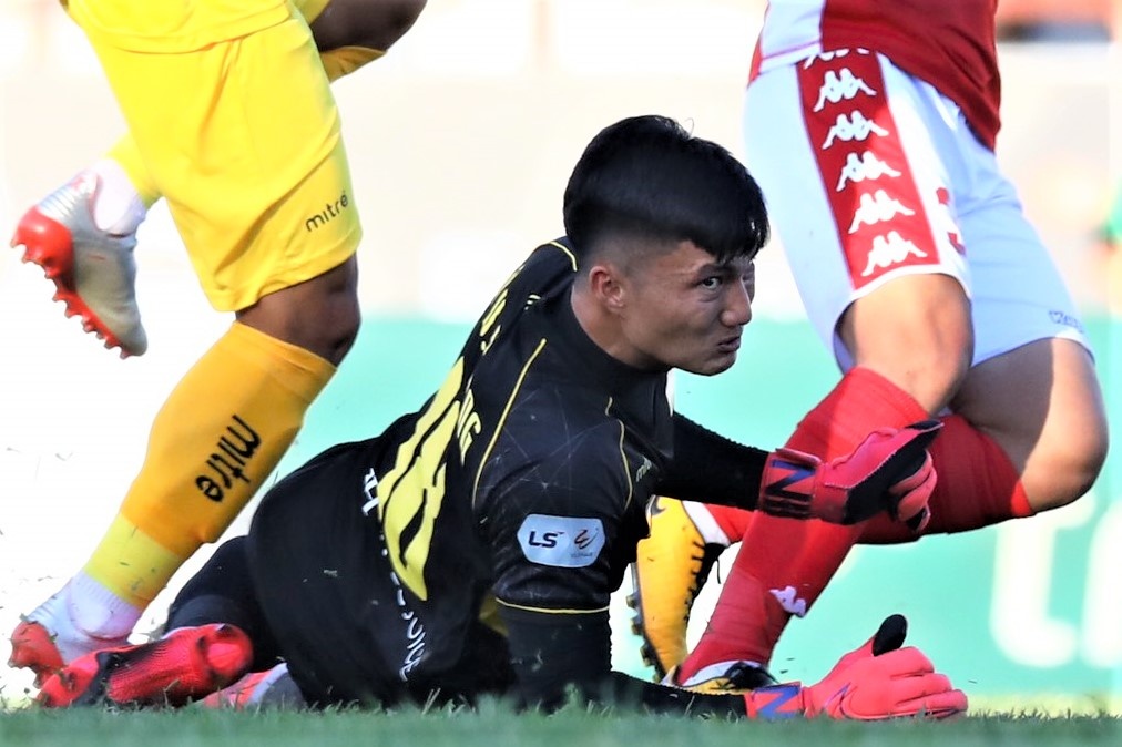 Hang thu sai lam khien Van Hoang nhan ban thua thu ba hinh anh