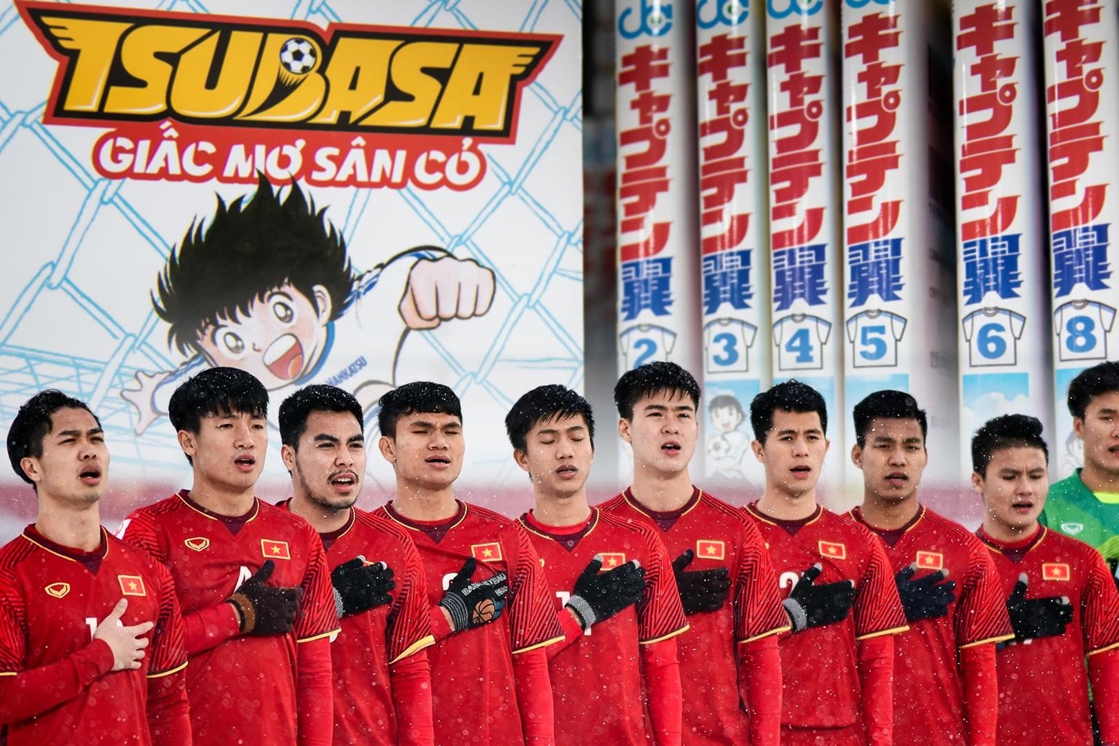 Tsubasa tro lai Viet Nam, song day tuoi tho cua the he 8X, 9X hinh anh