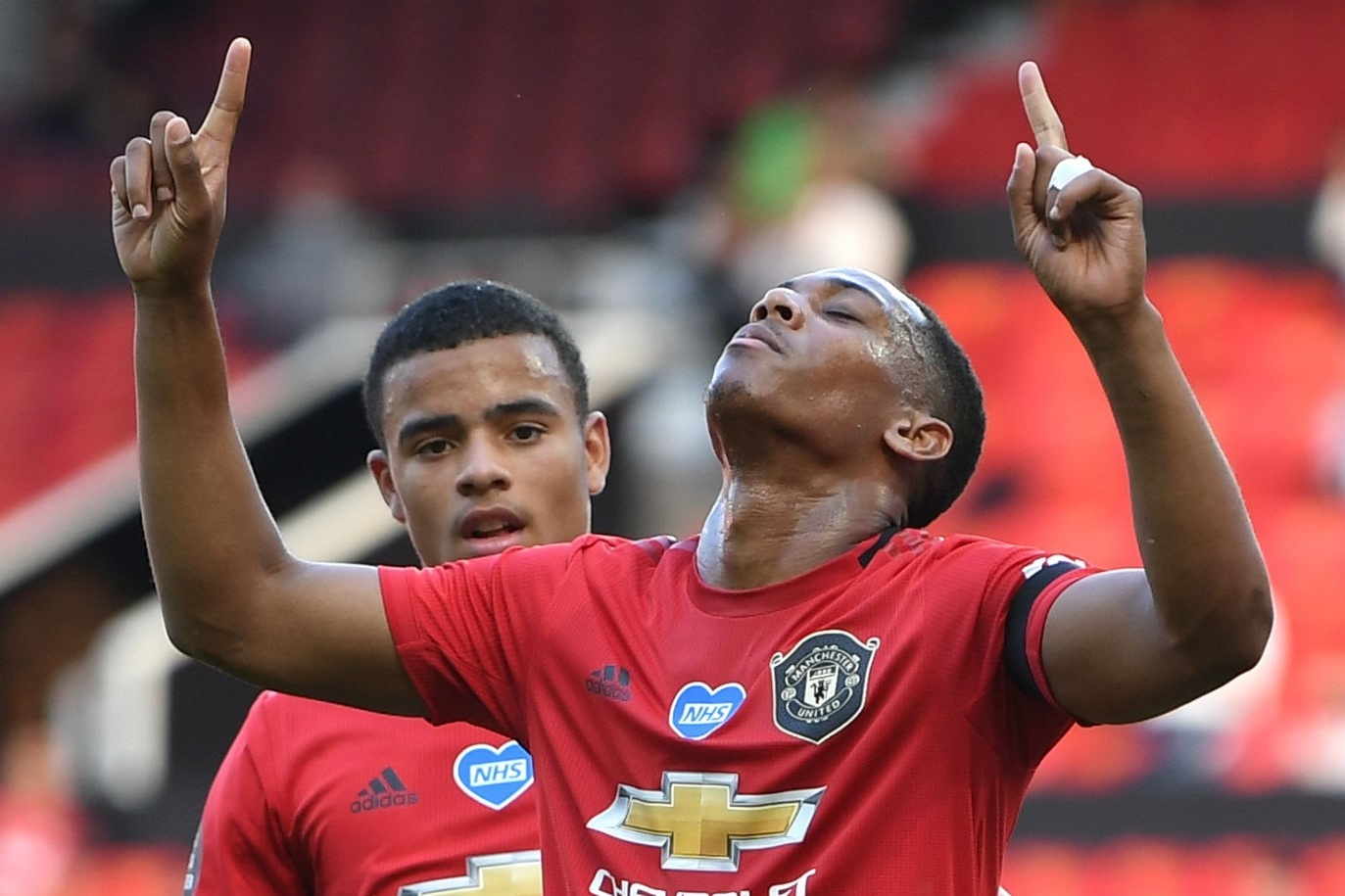 Martial nhan loi khen sau cu hat-trick cho MU hinh anh