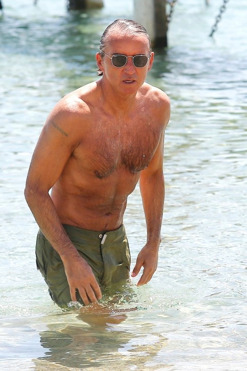 HLV Mancini khoe voc dang anh 1