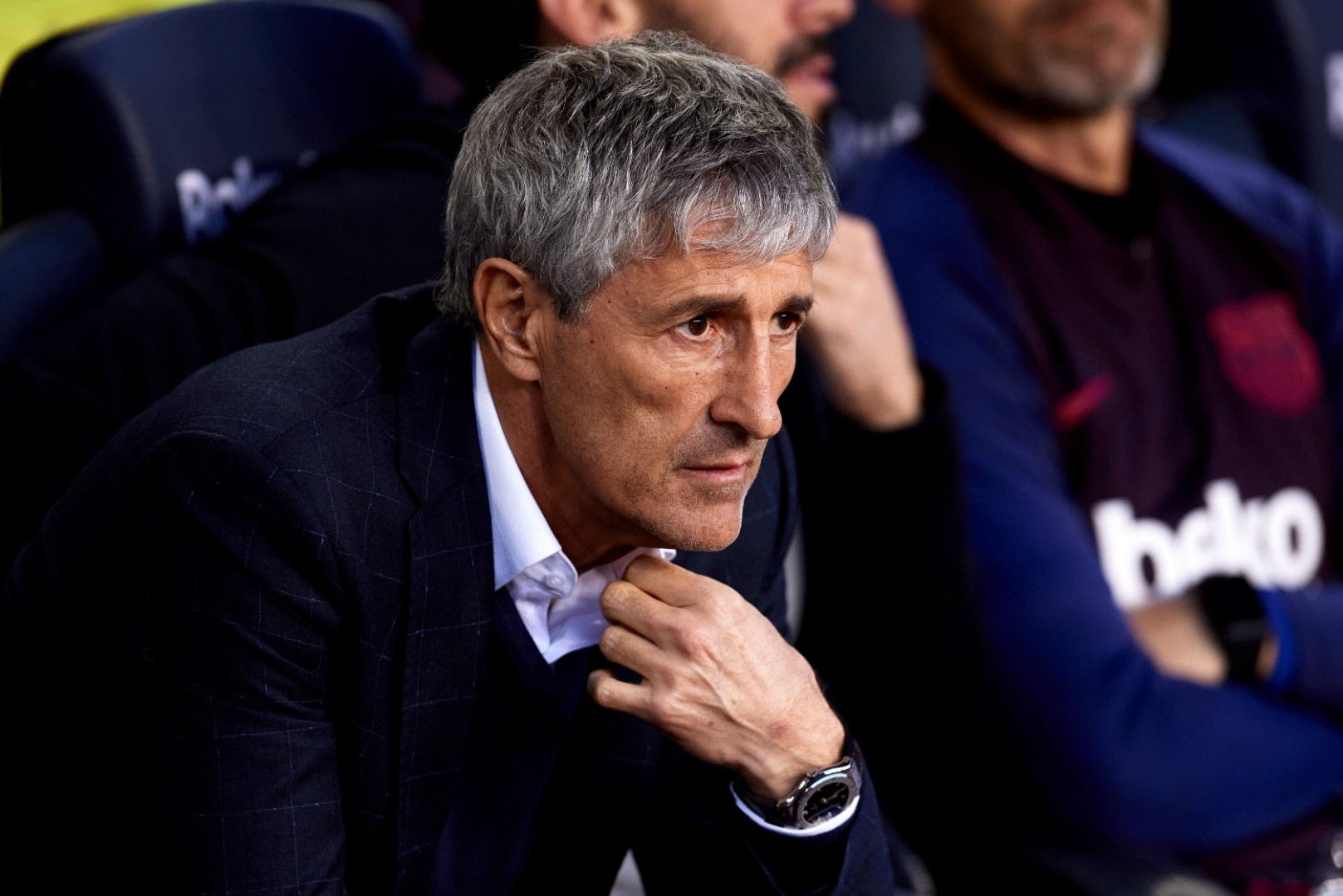 HLV Barca bi che bat tai khi de Griezmann vao san phut 90+1 hinh anh