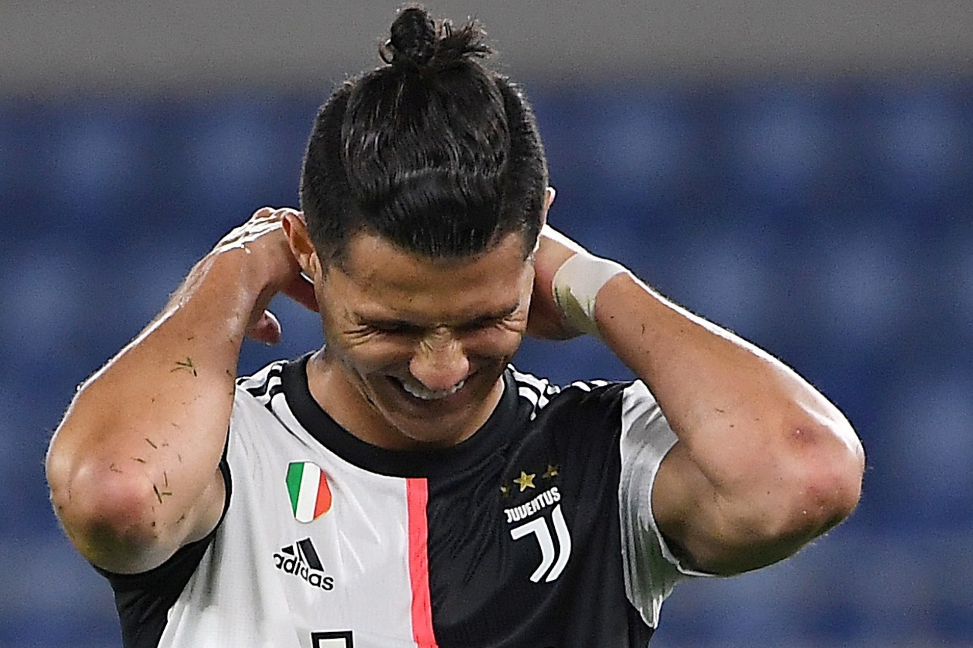 BLV Quang Huy: 'CR7 chua du giup Juventus vo dich Champions League' hinh anh