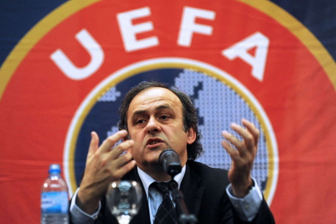 Man City thoat an anh 2