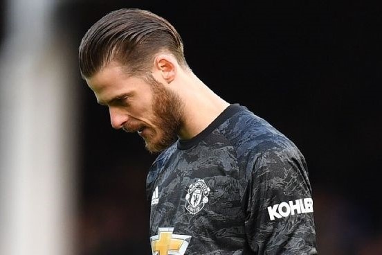 De Gea bi chi trich mac loi co ban va qua tu man hinh anh