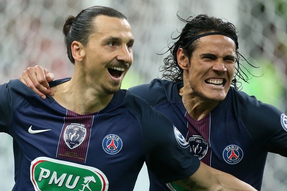 Leeds muon chieu mo Cavani sau khi bi Ibrahimovic tu choi hinh anh