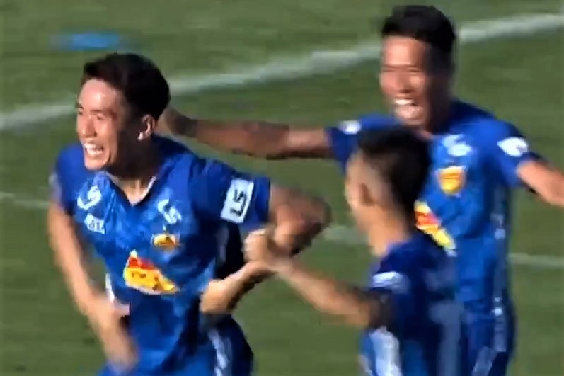 Tuyen thu U23 Viet Nam pha luoi CLB Sai Gon o phut thu 7 hinh anh