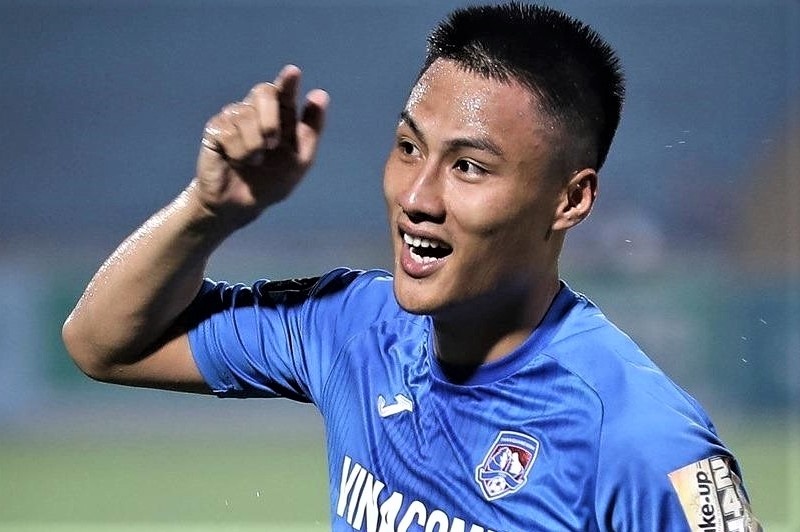 BLV Quang Tung: 'Ton tai lien minh giua cac CLB V.League' hinh anh