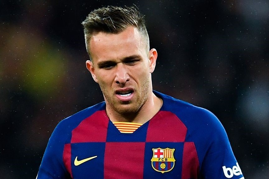 Barca len an cau thu tu y bo ve Brazil hinh anh