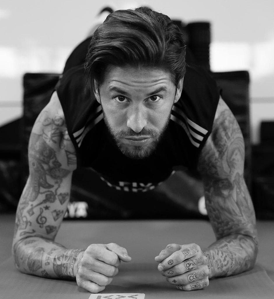 Ramos khoe co bap anh 4