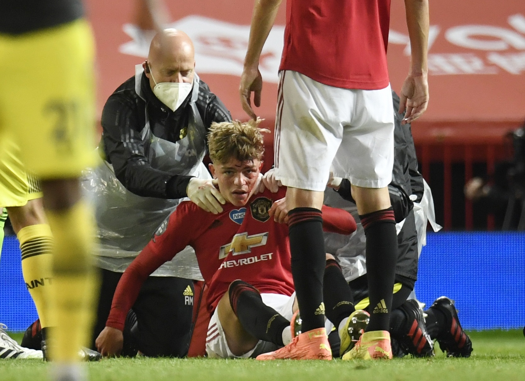 MU gia han hop dong anh 1