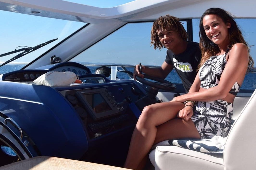 Man City mua Nathan Ake anh 4