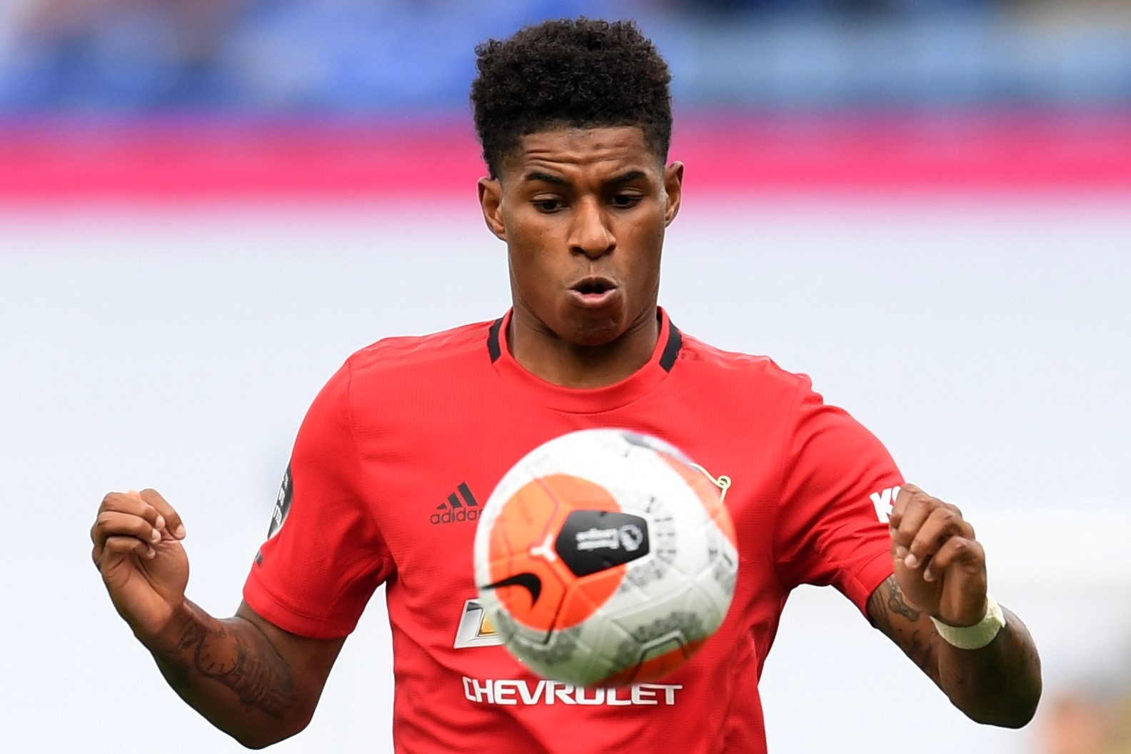 Hang cong MU nan lai san sau tran thang LASK de tap dut diem hinh anh