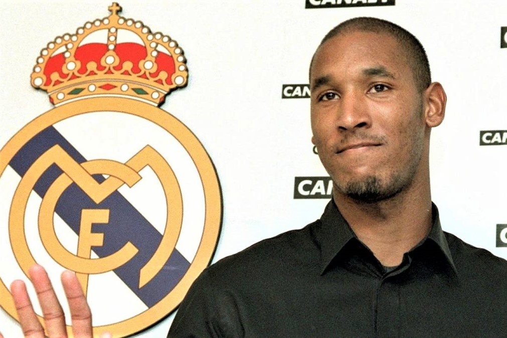 Goc khuat trong phong thay do Real Madrid duoc he lo hinh anh