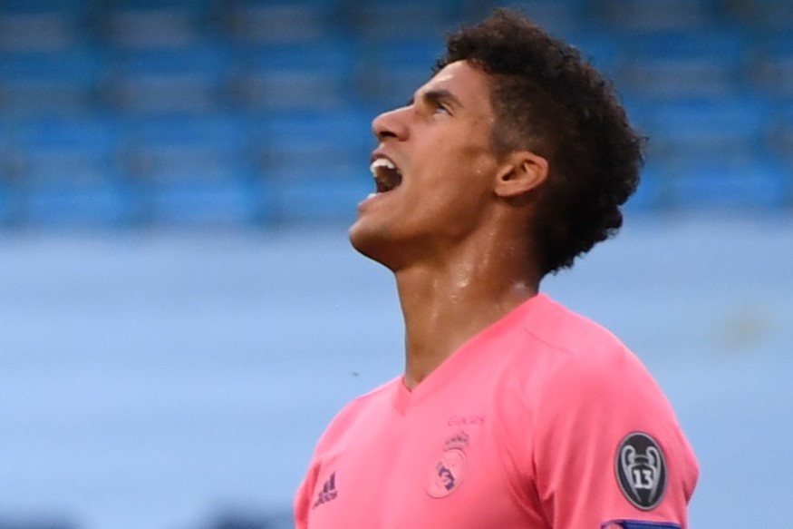 Varane nhan loi sau man trinh dien tham hoa truoc Man City hinh anh