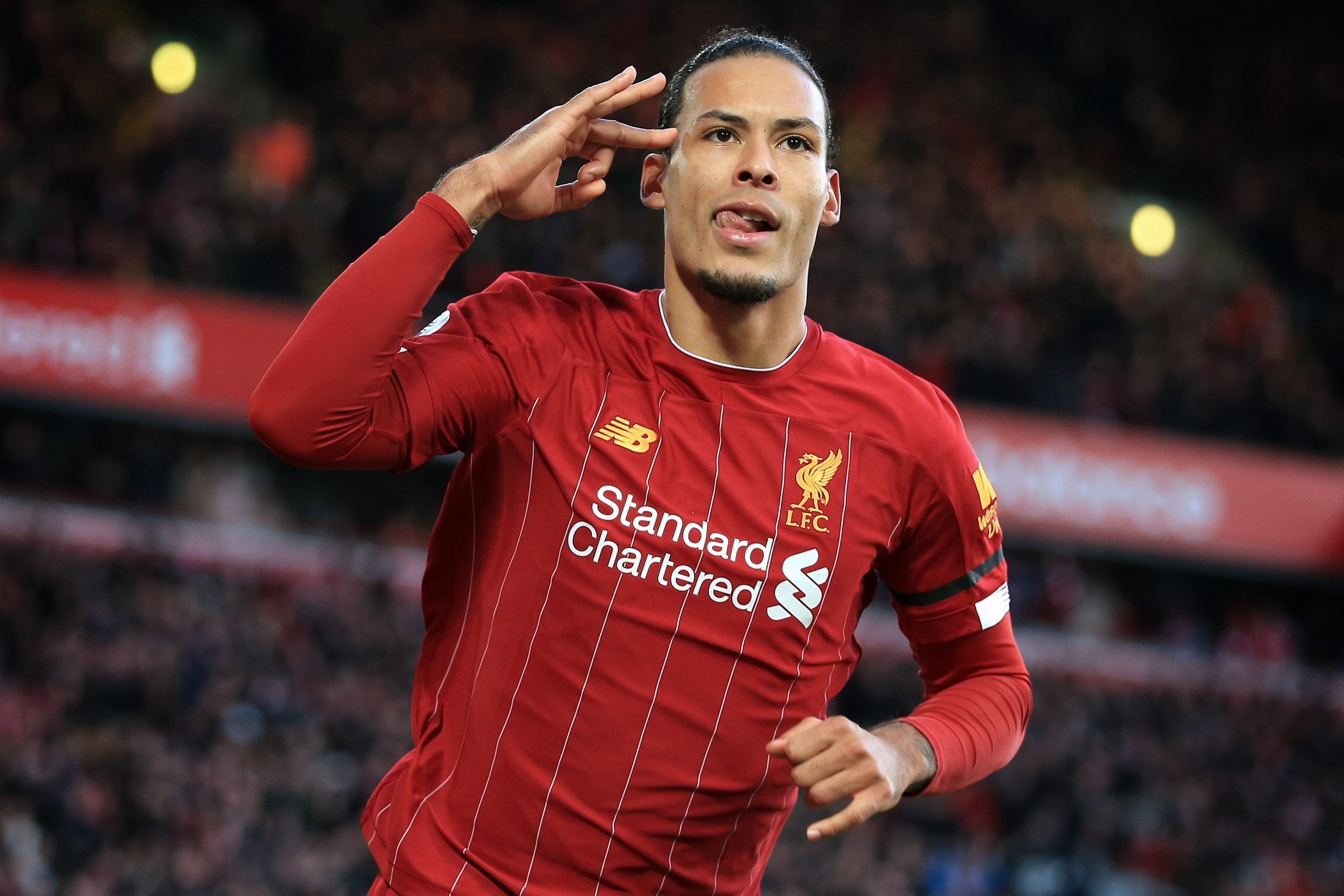 Doi hinh tieu bieu ngoai hang Anh anh 10