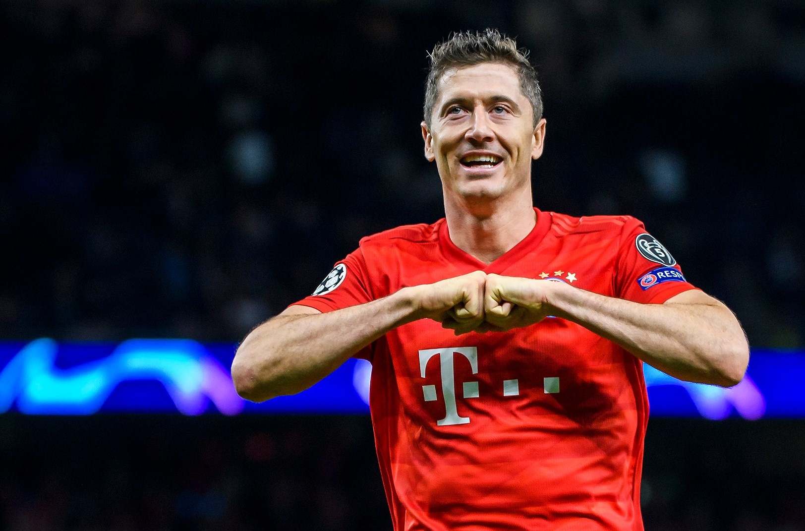 Cau thu luong cao nhat anh 9