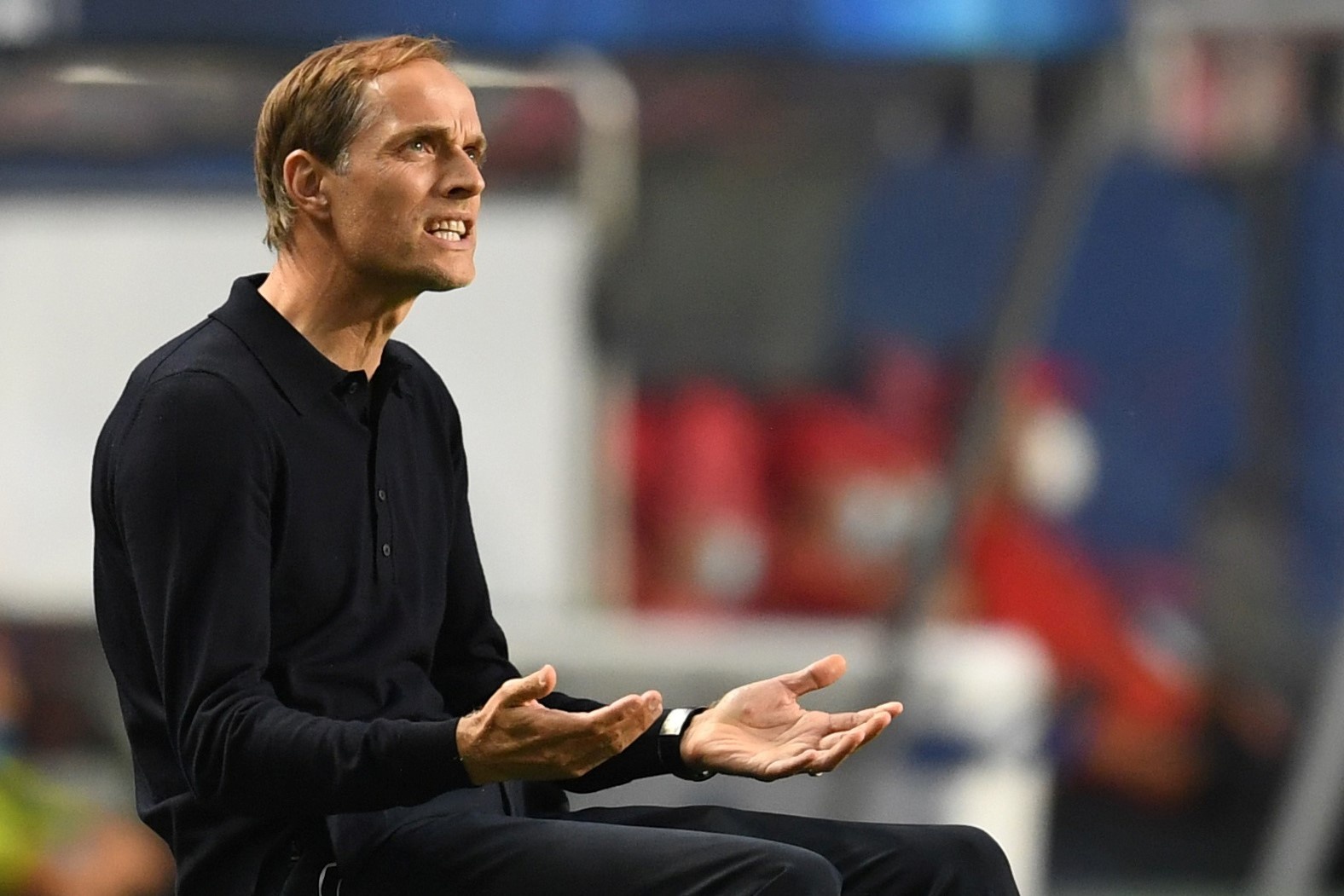 Atalanta dau voi PSG anh 4