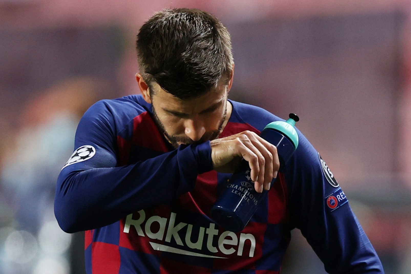 Barca thua Bayern Munich anh 1