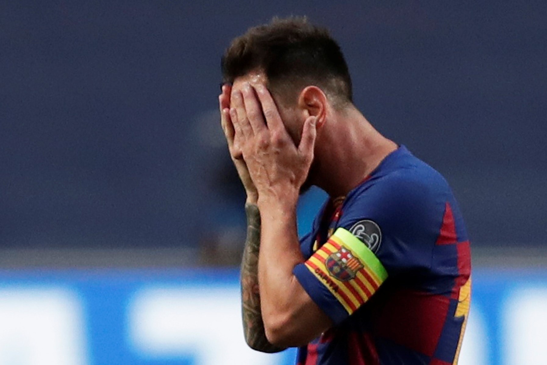 Messi roi Barca anh 1