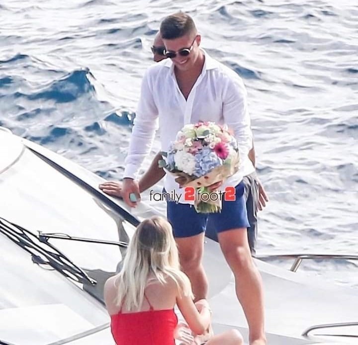 Luka Jovic tron cach ly anh 2