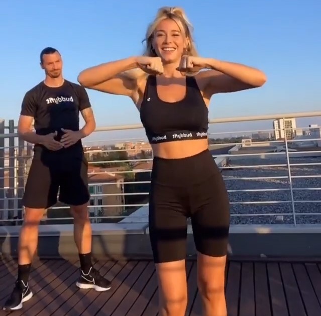 Ibrahimovic ngoai tinh anh 3