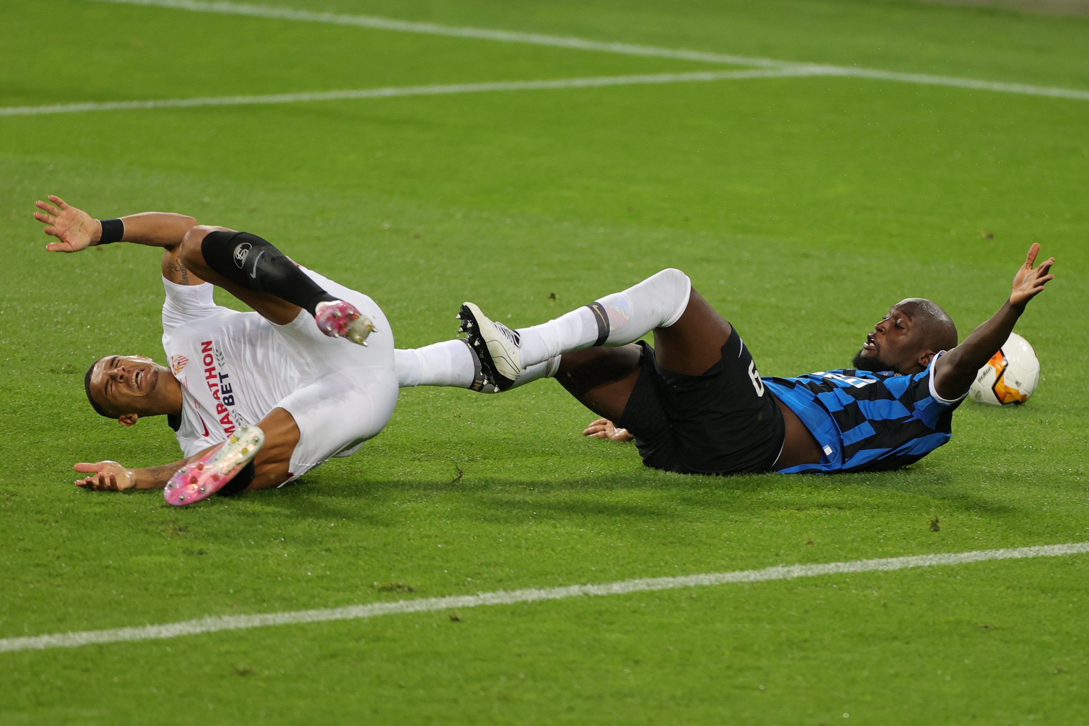 Inter Milan dau voi Sevilla anh 7