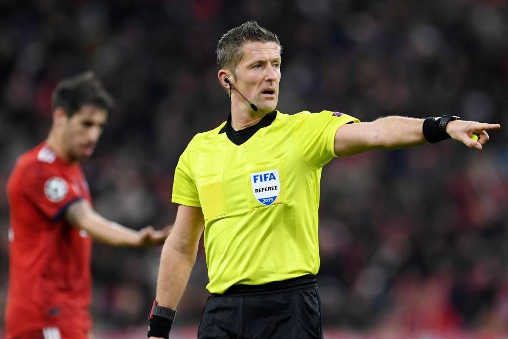 Trong tai chung ket C1 anh 2