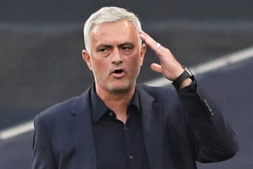 Mourinho lan dau thua trong tran ra quan o giai VDQG hinh anh