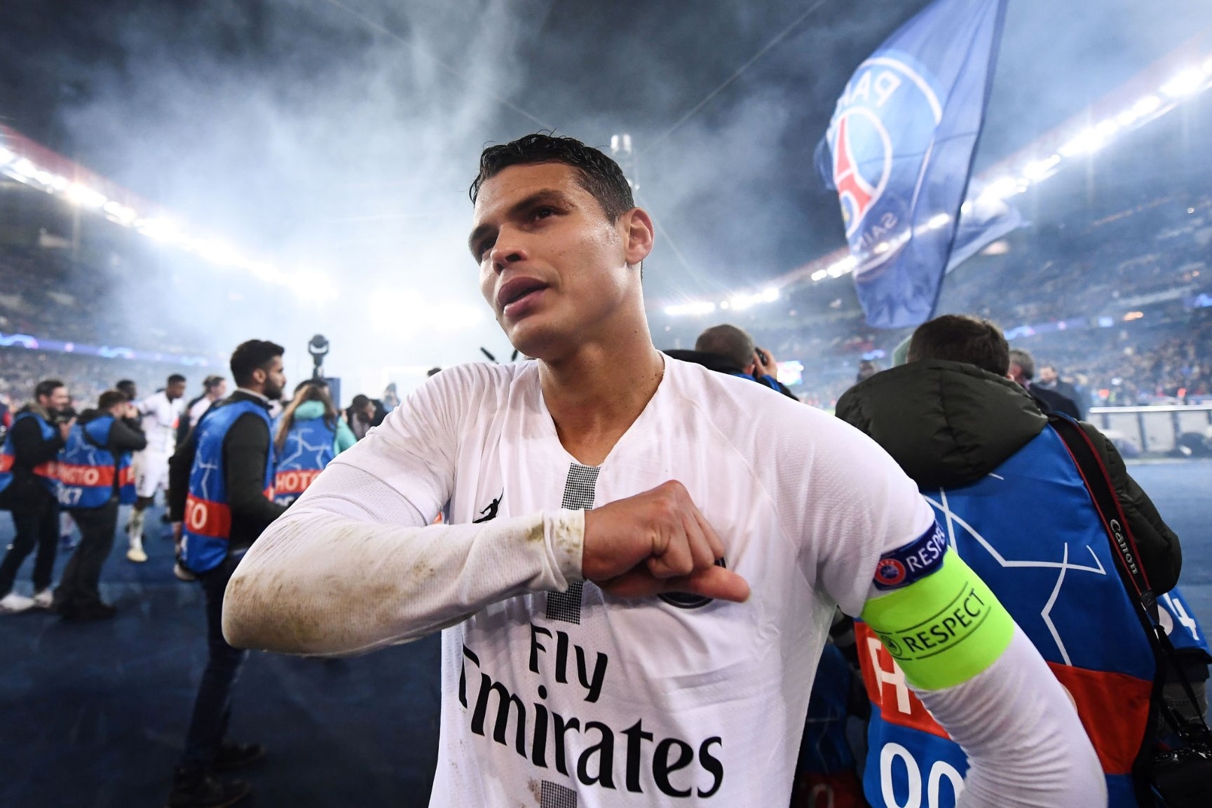 Chelsea mua Thiago Silva anh 1