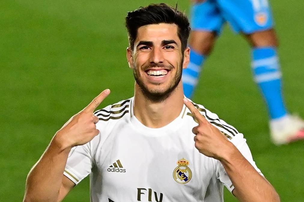 Messi roi Barca anh 4