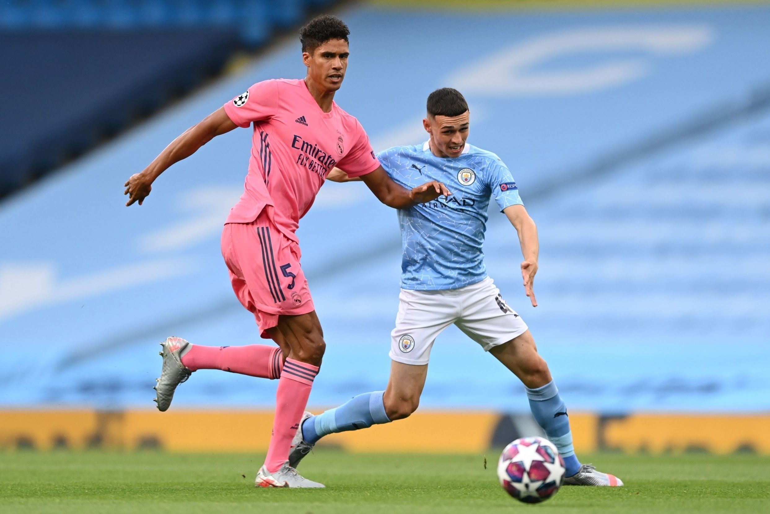 Messi roi Barca anh 10