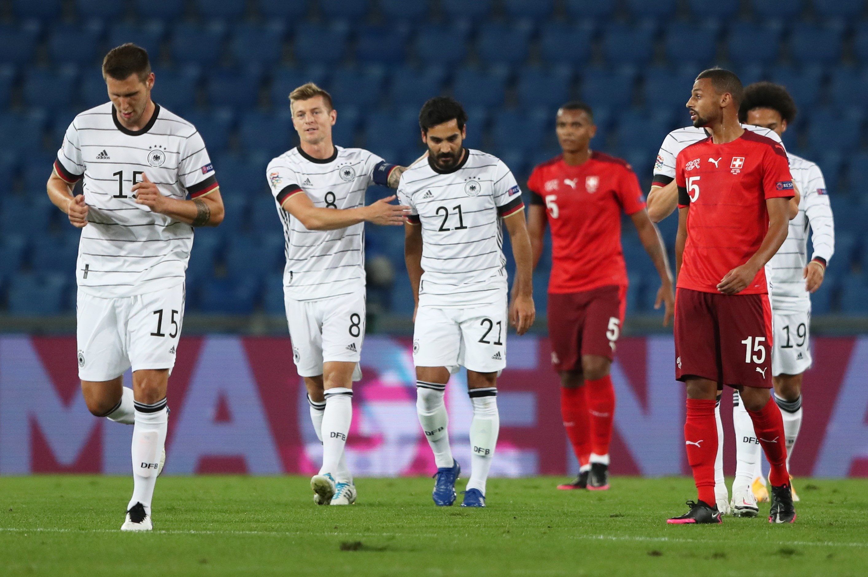 Thuy Si dau voi Duc anh 4