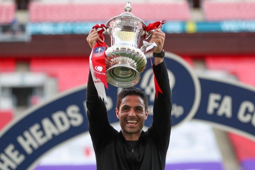 HLV luong cao nhat ngoai hang Anh anh 10