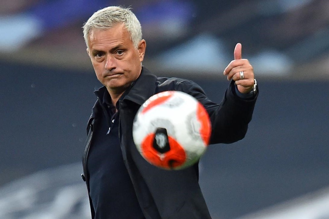 HLV luong cao nhat ngoai hang Anh anh 2