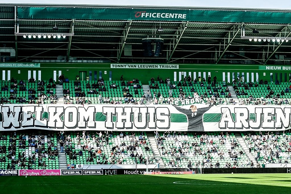 Robben chan thuong anh 2