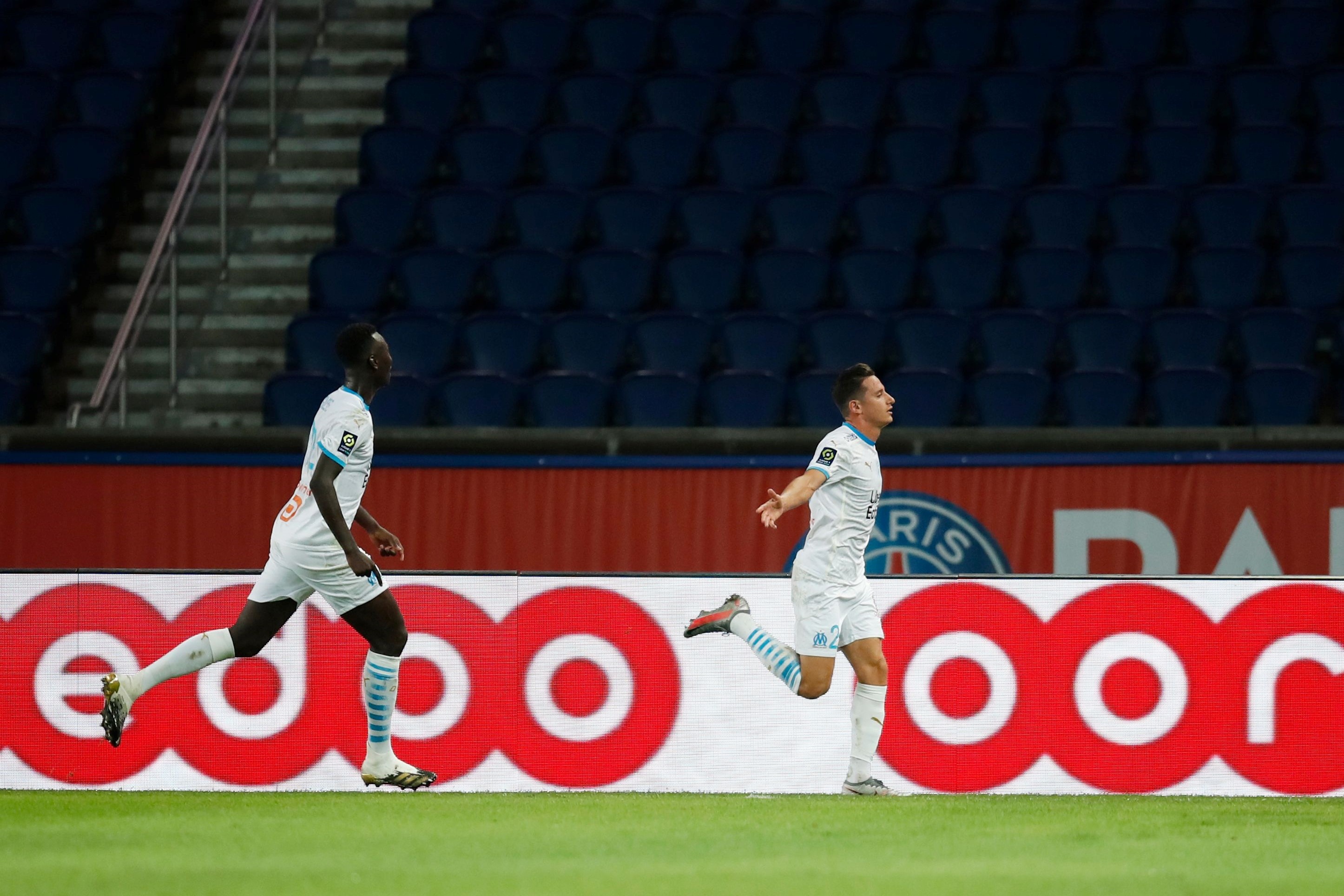 Neymar nhan the do anh 9