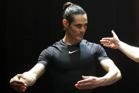 Cavani hoc ballet trong thoi gian that nghiep hinh anh