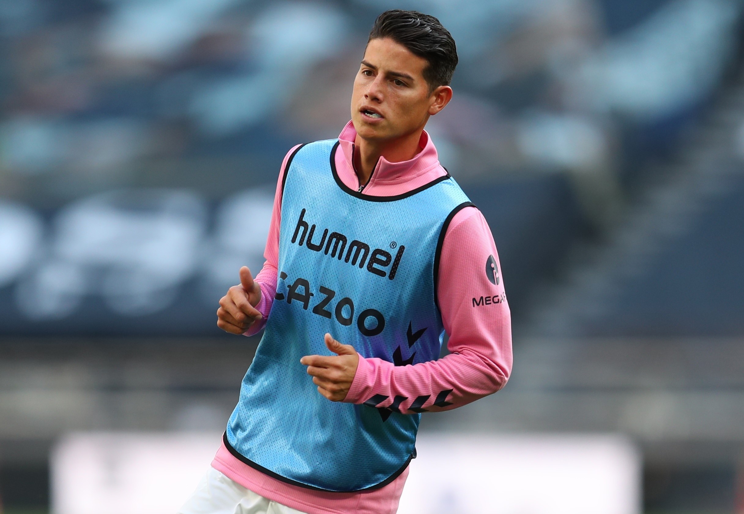 Everton mua James Rodriguez anh 1