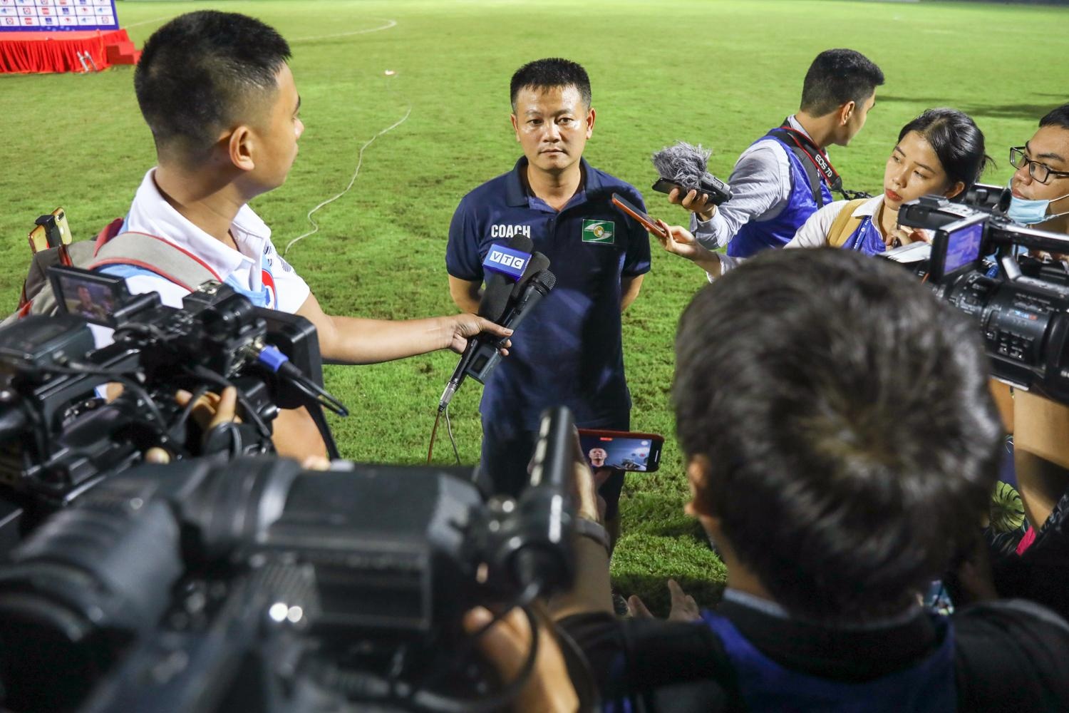 U17 SLNA vo dich anh 9