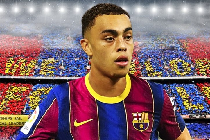 Hau ve 19 tuoi kiem tra y te tai Barca hinh anh