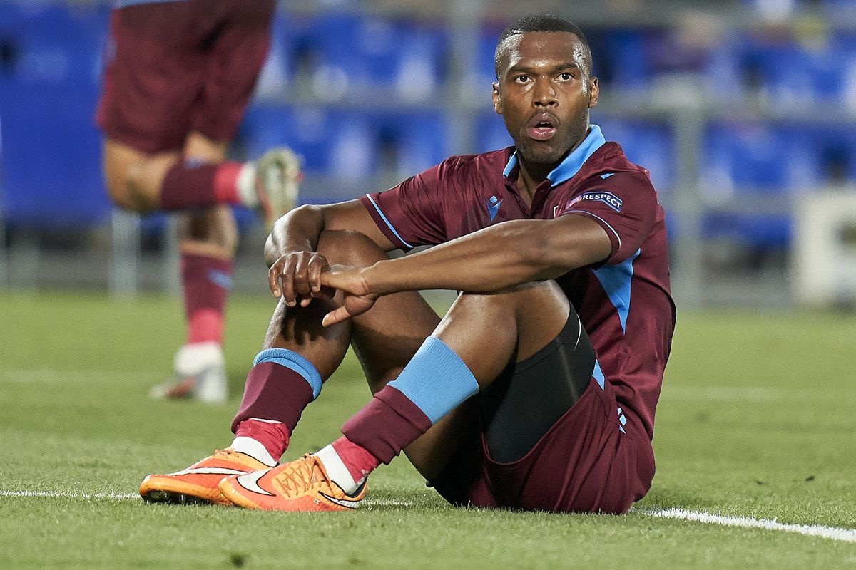 Cau thu that nghiep anh 2