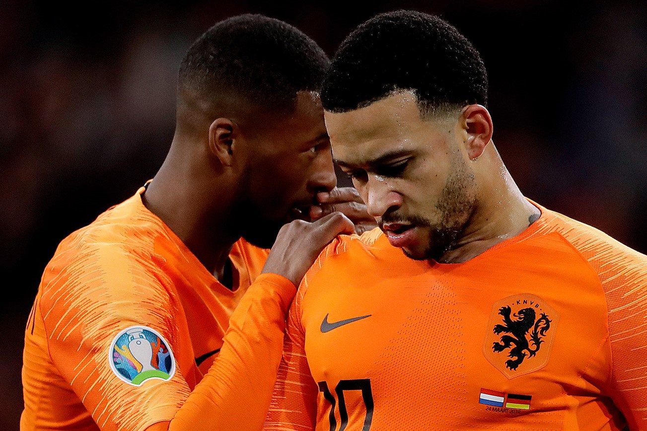 Ha Lan thua tran dau tien thoi hau Koeman hinh anh