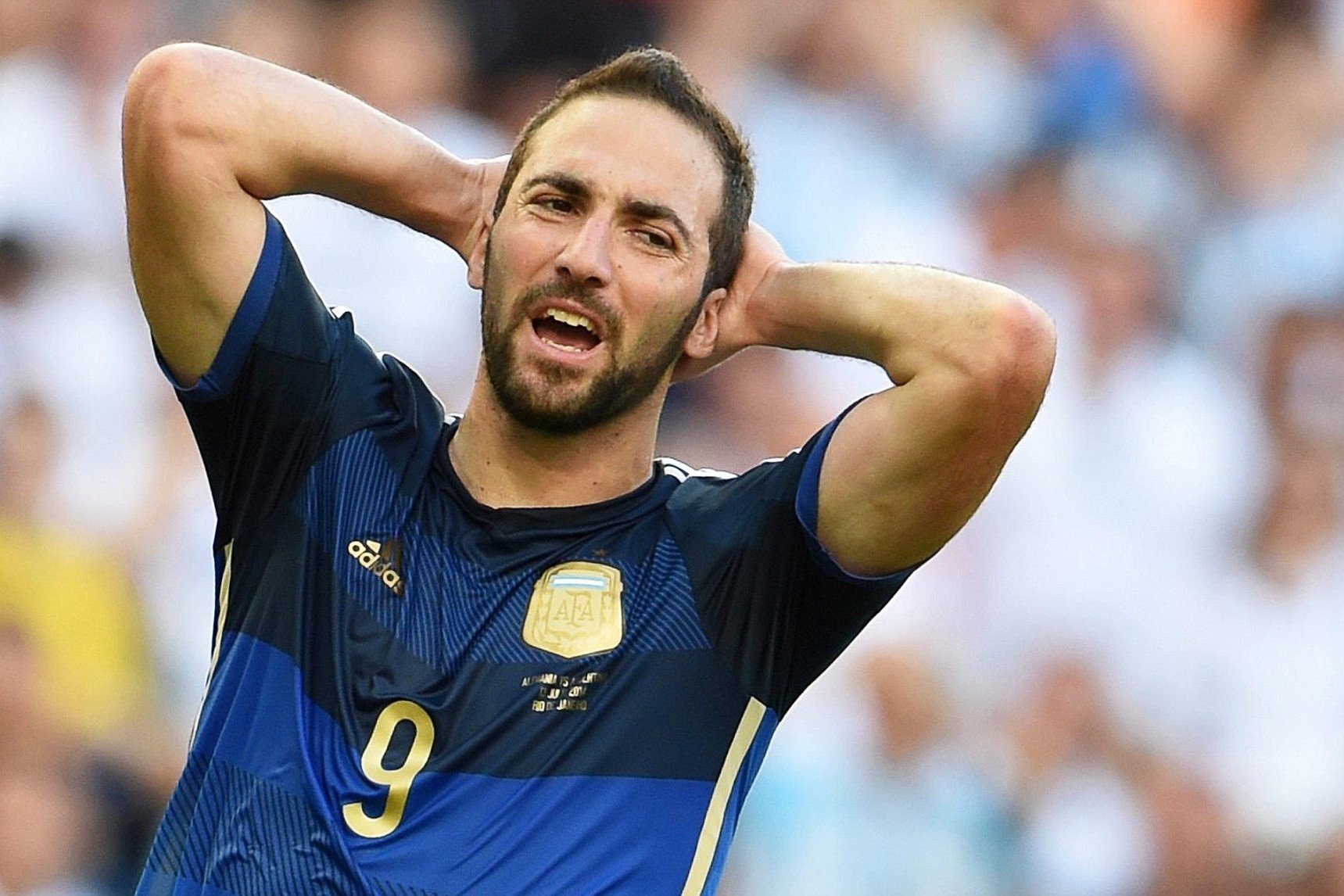 Cau thu dat gia nhat the gioi anh 6