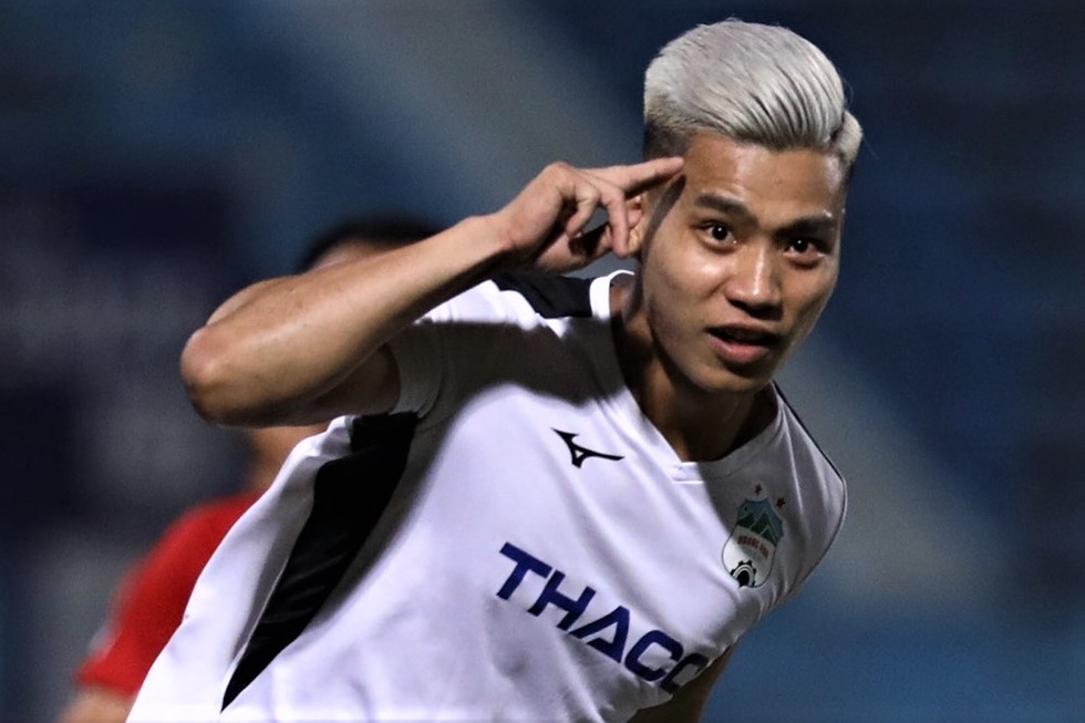 Van Thanh ghi ban sau cu da phat nhanh cua Xuan Truong hinh anh