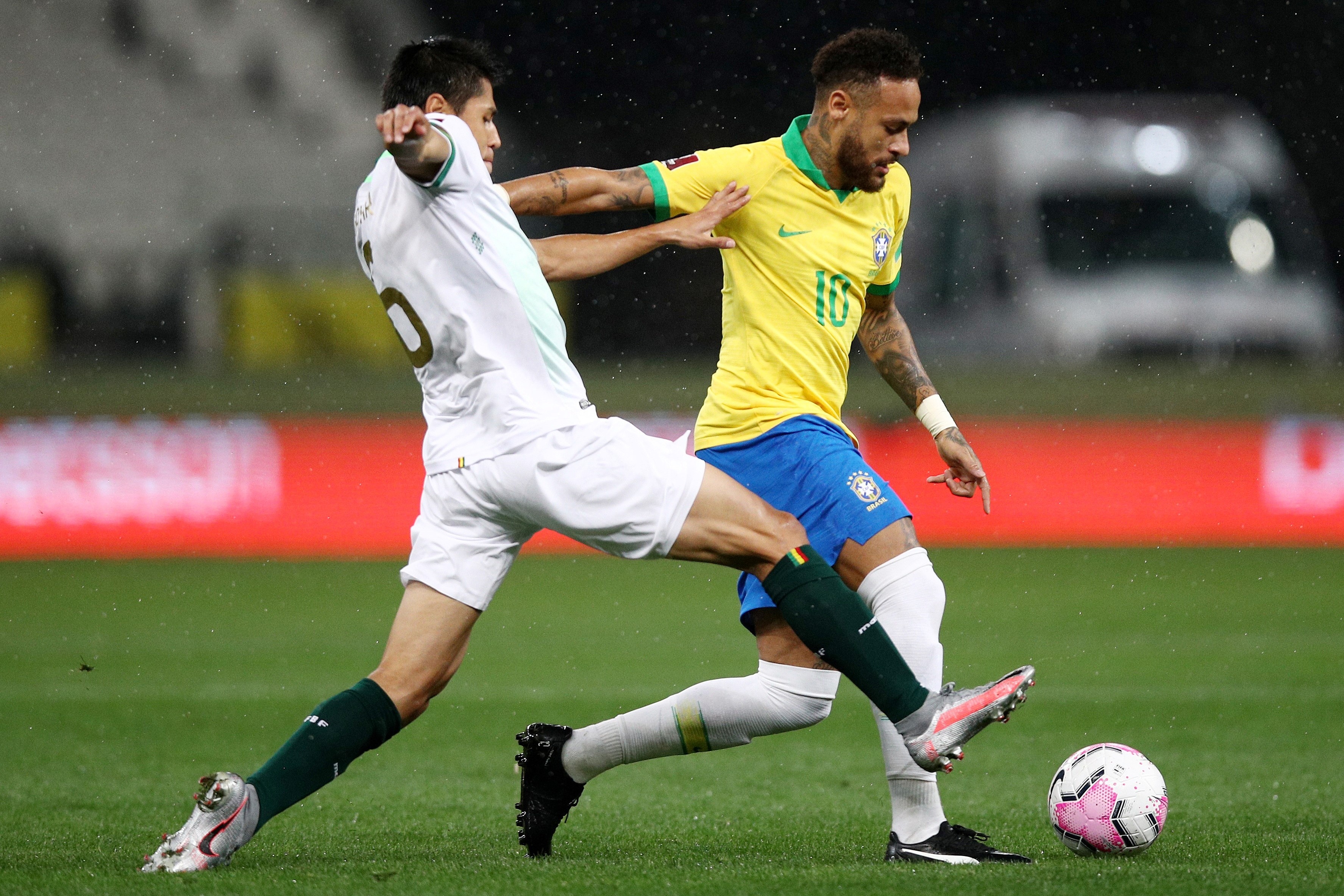 Brazil dau voi Bolivia anh 2